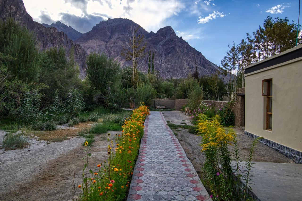 Chalet Seabuckthorn - Hunder Hundar Luaran gambar