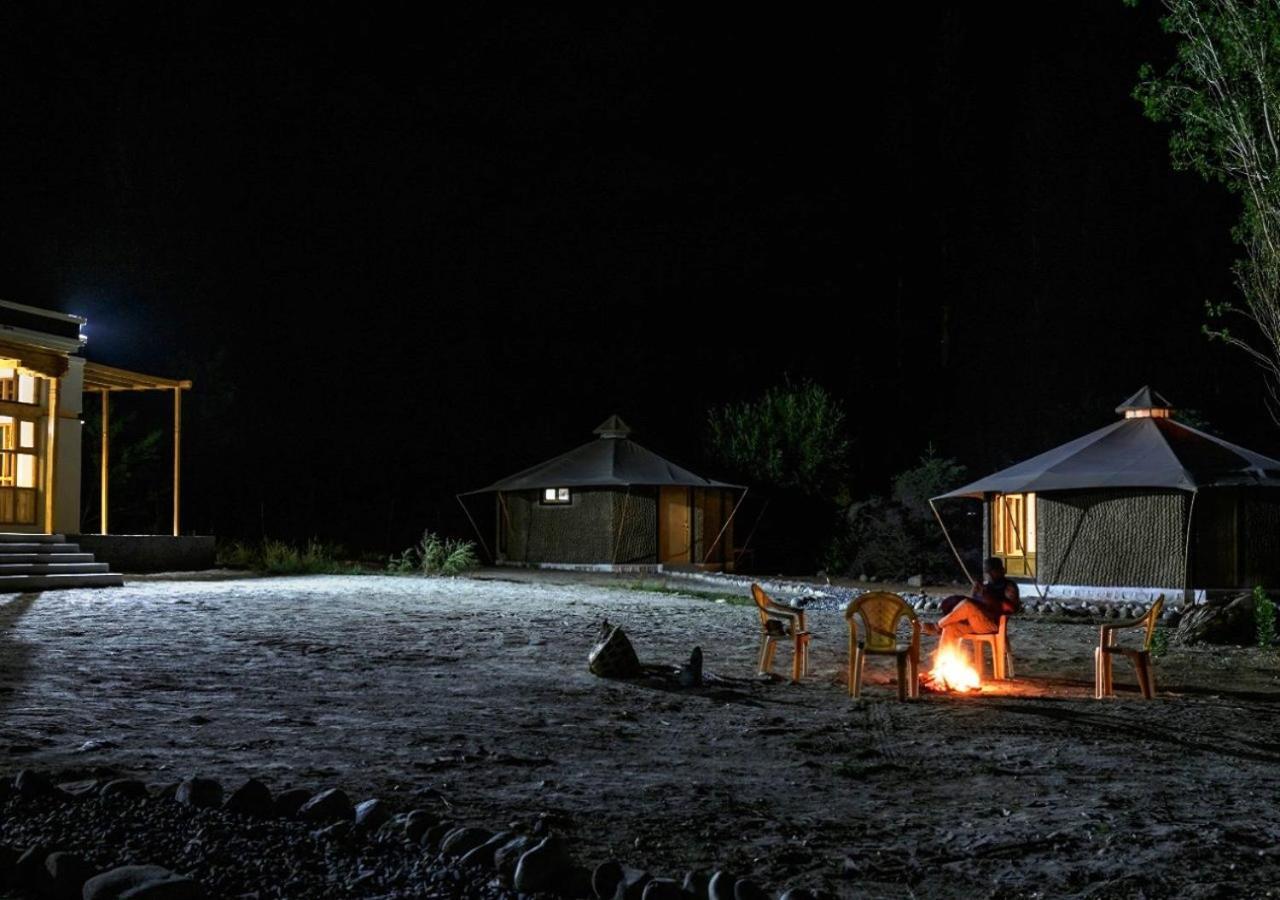 Chalet Seabuckthorn - Hunder Hundar Luaran gambar