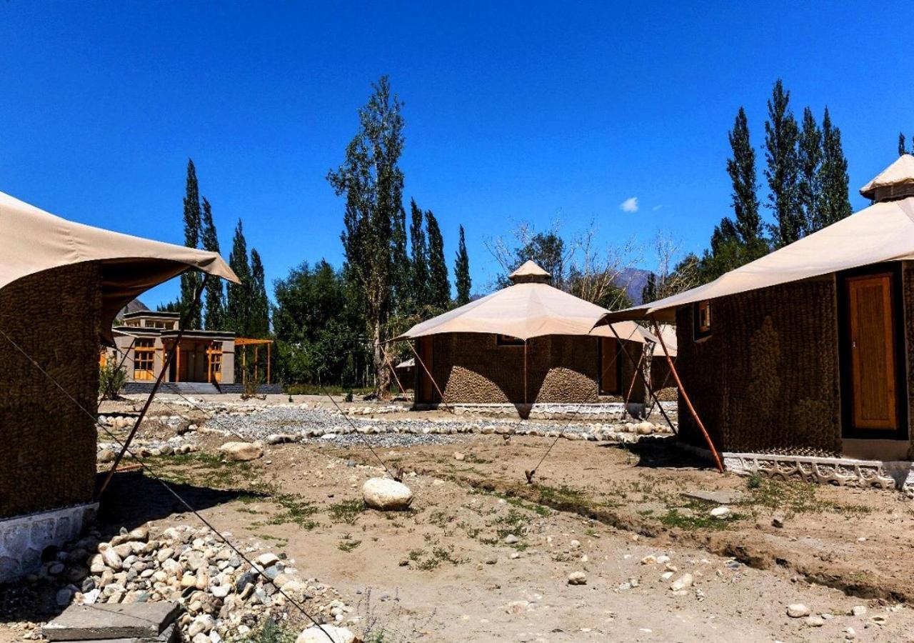 Chalet Seabuckthorn - Hunder Hundar Luaran gambar